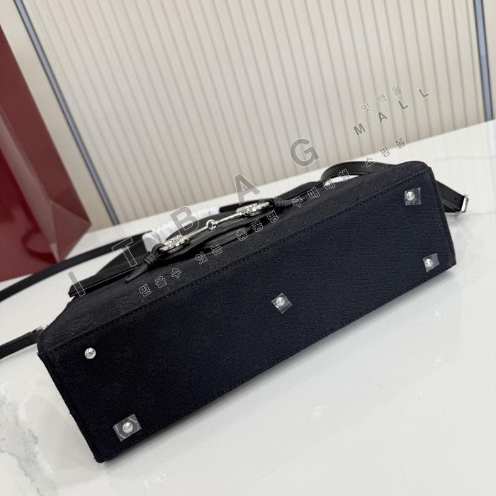 ���� Ȧ���� �ο���  �̵�� ž �ڵ��  A006N6-6  26/�Ż�