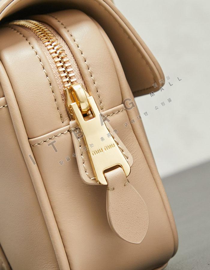 �̿�̿�  �Ƹ�ī�� ���� �����  5BD282   25/�Ż�  