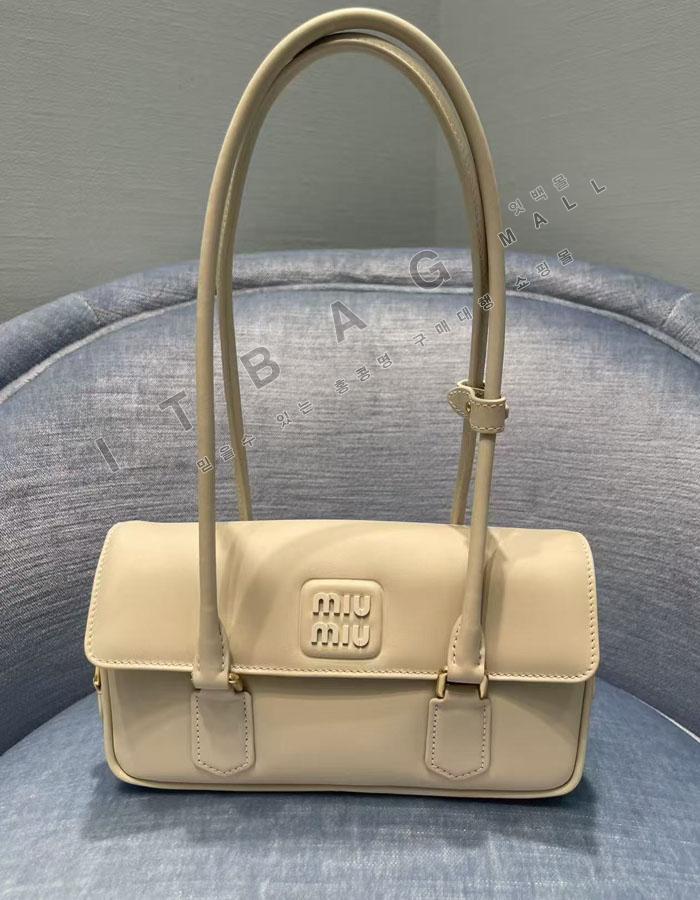 �̿�̿�  �Ƹ�ī�� ���� �����  5BD282-1   25/�Ż�  