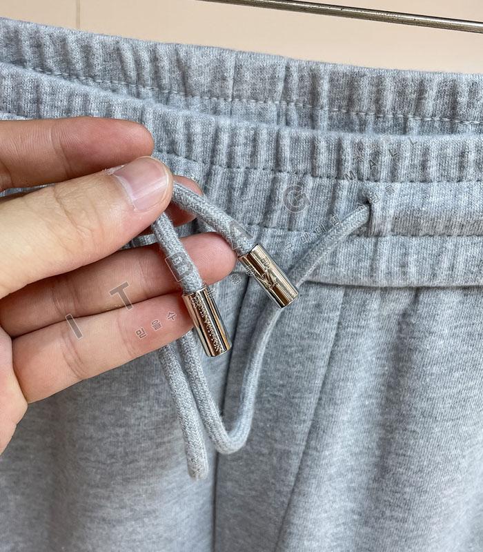 ���̺���  ���� ����   SS8304   26/�Ż�  2�÷�