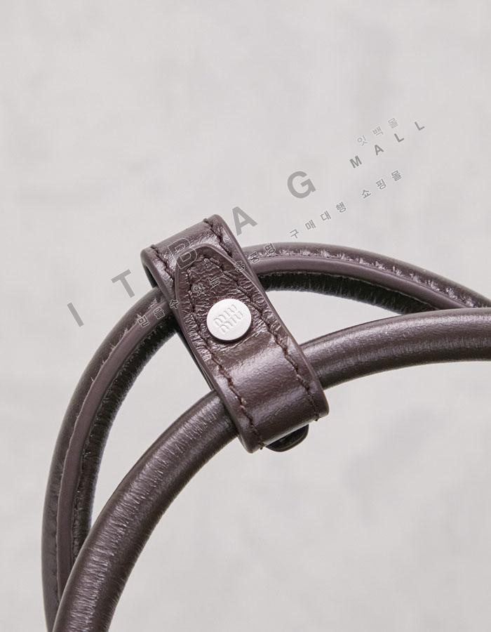�̿�̿� ���̴� ���� �ڵ��  5BA336-2   26/�Ż�