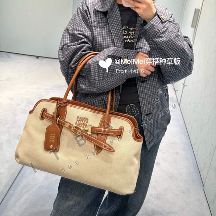 �̿�̿�  �ƹ�ٸ� ���� ĵ���� ��  ���� ��  5BG310-6   25/�Ż�   