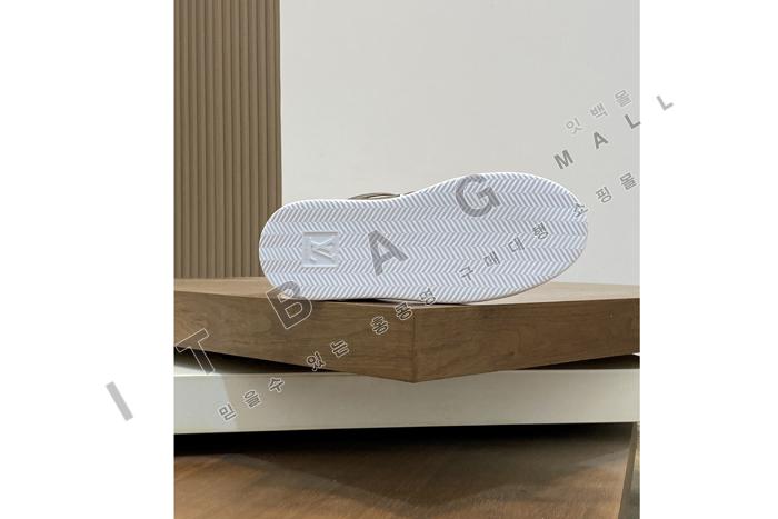 ���̺��� ���� ����Ŀ��  YF0104 ��