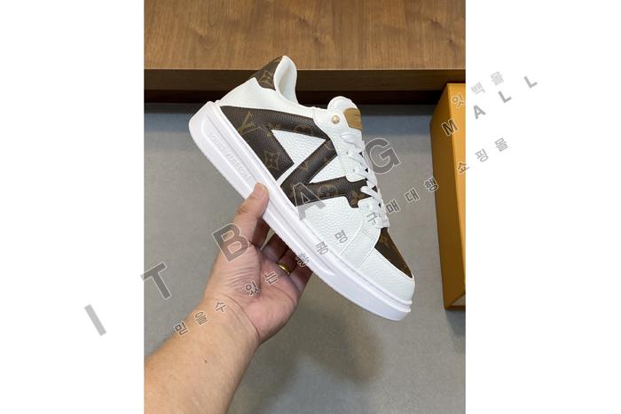 ���̺��� ���� ����Ŀ��  YF0104 ��