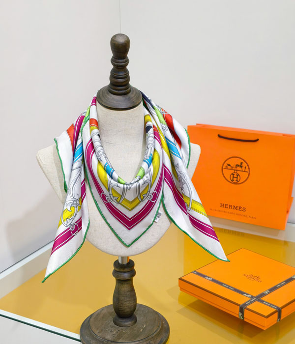 �����޽� ��ī��   ��ũ ��   YUE2413-3