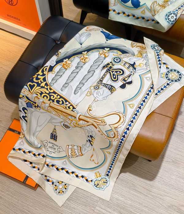 �����޽� ��ī��   ��ũ ��   YUE2414-1