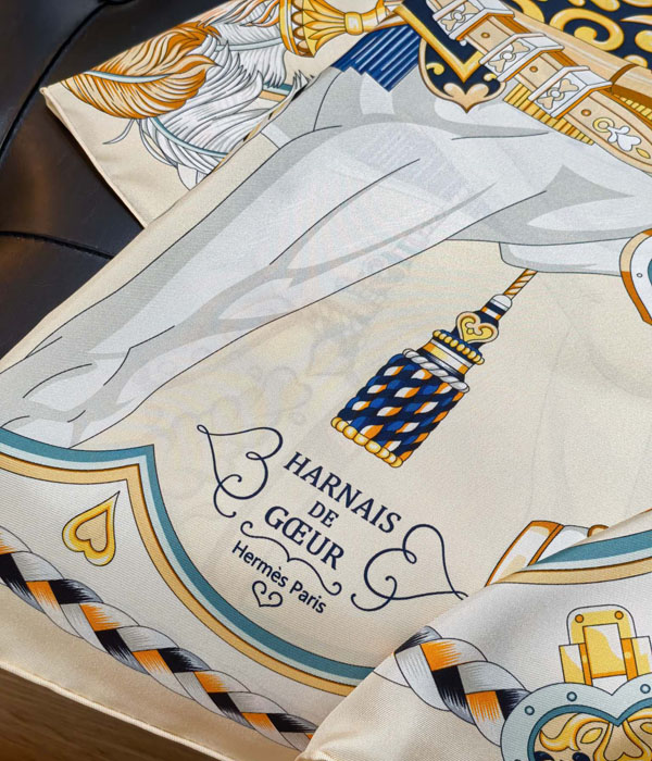 �����޽� ��ī��   ��ũ ��   YUE2414-1
