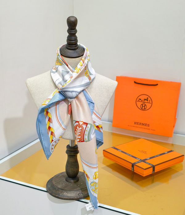 �����޽� ��ī��   ��ũ ��   YUE2414-2