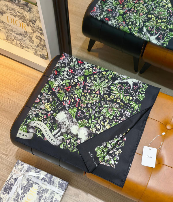��� ��ī��   ��ũ ��   YUE2425   4�÷�