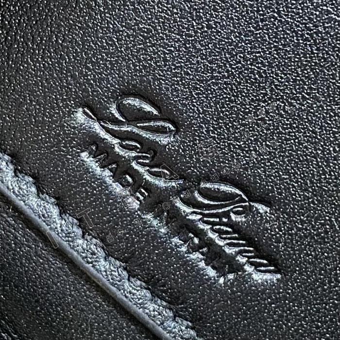 �η��ǾƳ� ����Ʈ�� ����Ƽ ���̽� L21  LP4831   26/�Ż� 